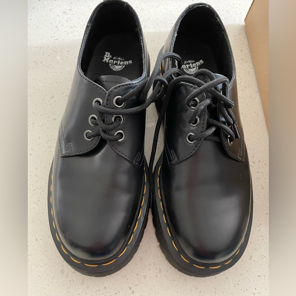 Dr. Martens 1461 Quad black size 7. Never worn condition.